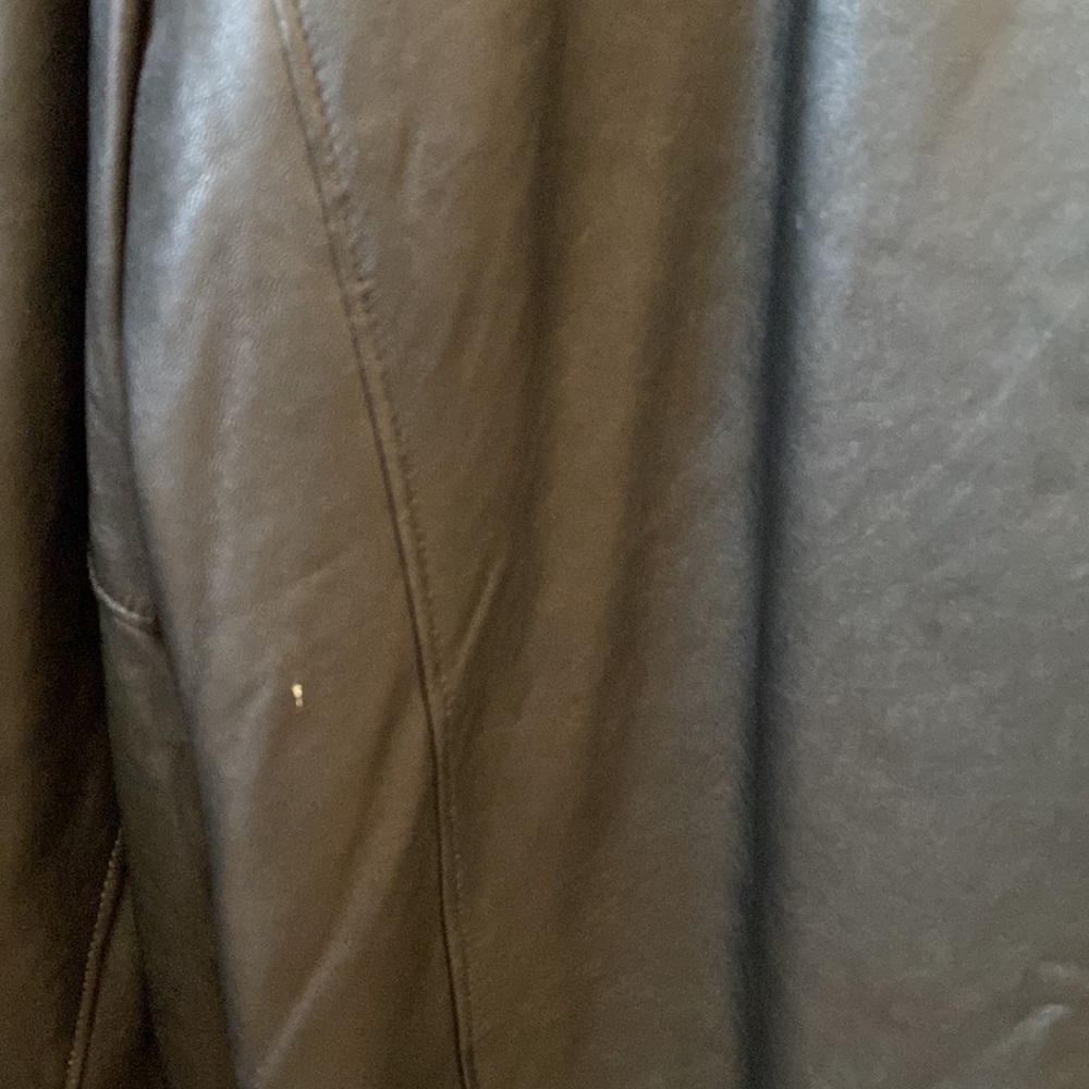Vintage black Leather jacket - Picture 9 of 15